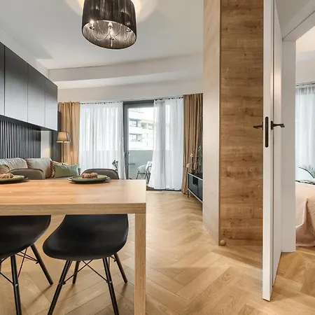 Ans Hanza Tower No 530 - Swimming Pool, Sauna, Jacuzzi, Viewing Terrace Lejlighed