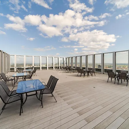 Ans Hanza Tower No 530 - Swimming Pool, Sauna, Jacuzzi, Viewing Terrace *