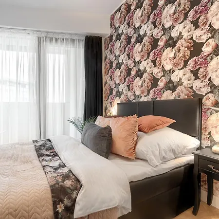 Ans Hanza Tower No 530 - Swimming Pool, Sauna, Jacuzzi, Viewing Terrace Lejlighed