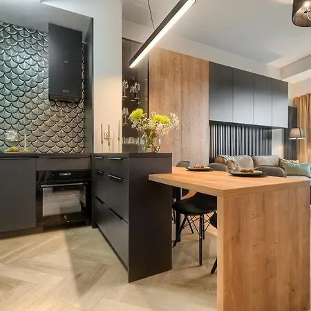 Ans Hanza Tower No 530 - Swimming Pool, Sauna, Jacuzzi, Viewing Terrace * Stettin