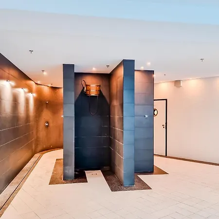 Ans Hanza Tower No 530 - Swimming Pool, Sauna, Jacuzzi, Viewing Terrace