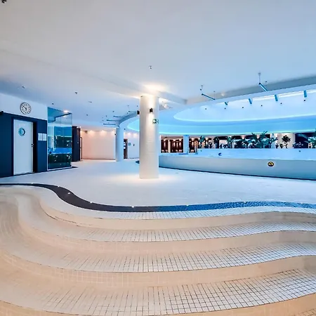 Ans Hanza Tower No 530 - Swimming Pool, Sauna, Jacuzzi, Viewing Terrace Lejlighed Stettin